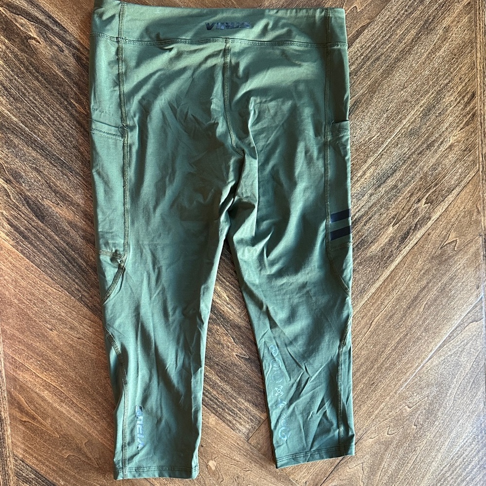 Virus Compression Capri - Picture 7 of 11